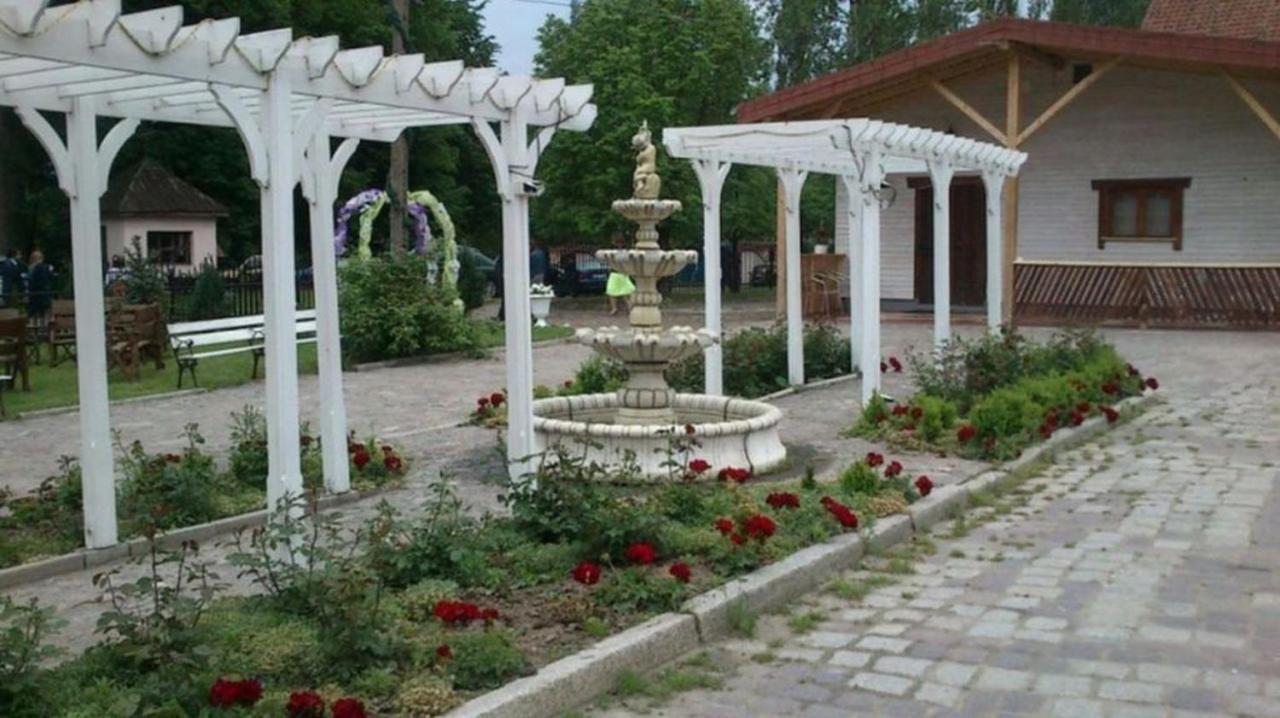 Zajazd Eljan-Centrum Noclegowe Ольштын Экстерьер фото