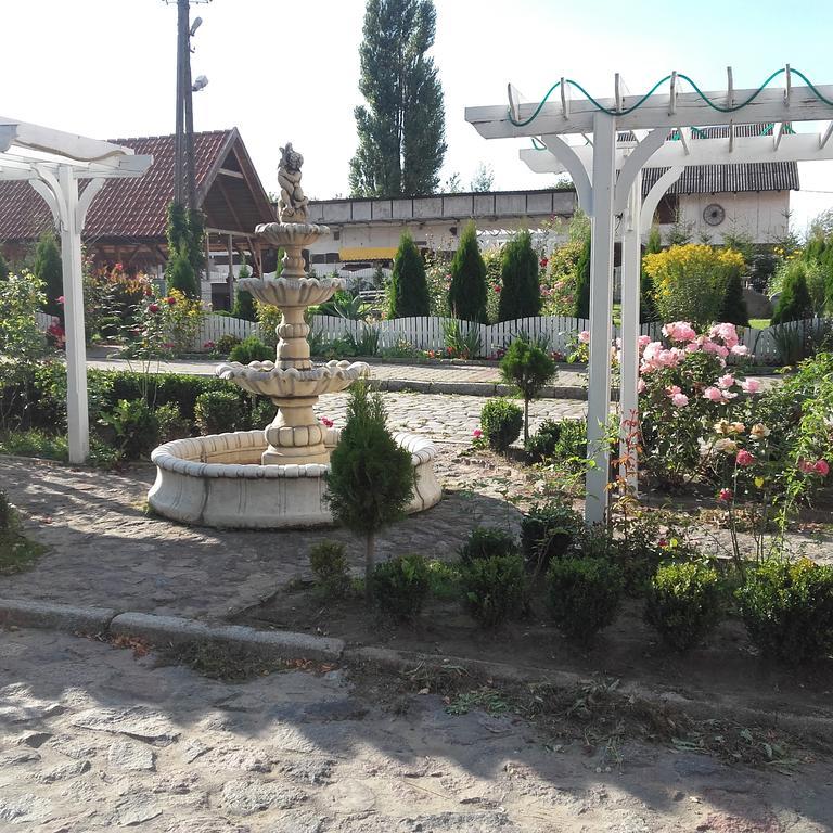 Zajazd Eljan-Centrum Noclegowe Ольштын Экстерьер фото